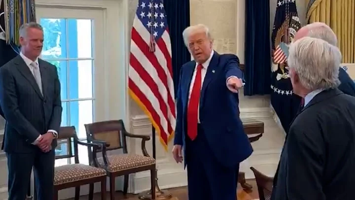 Trump brags that Charles Schwab made $2bn from stock market chaos