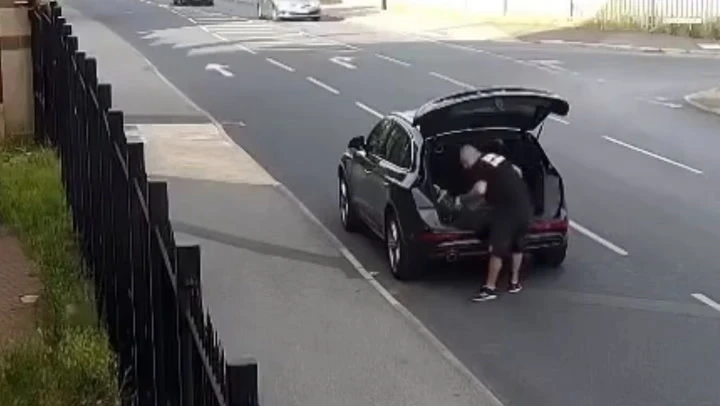 Moment man dumps rats outside UK mosque in hate crime