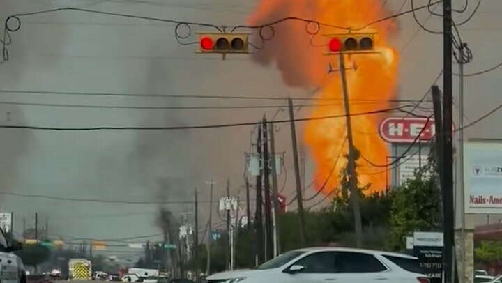 La Porte pipeline fire erupts as smoke fills sky in Texas