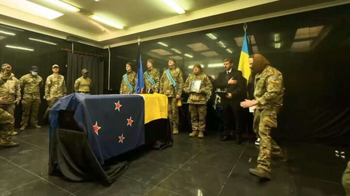 Ukrainian soldiers perform haka to honour fallen New Zealand soldier