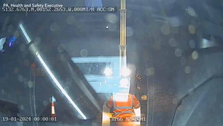 Moment tree surgeon is electrocuted by 11,000 volt powerline
