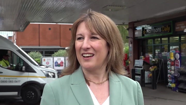 Rachel Reeves tells Reform heckler his behaviour is ‘not very British’