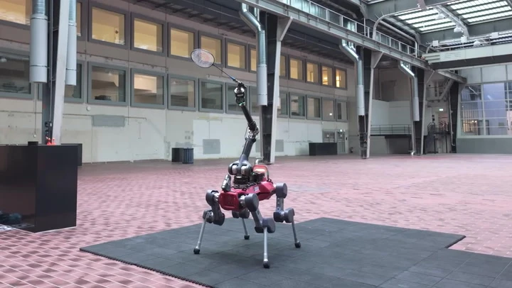 AI-powered robot learns to play badminton against humans