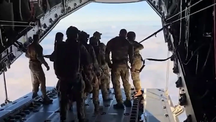 Army parachutes on to British island to support hantavirus response