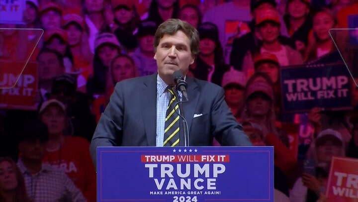 Tucker Carlson falsely brands Harris ‘Samoan-Malaysian’ at Trump rally