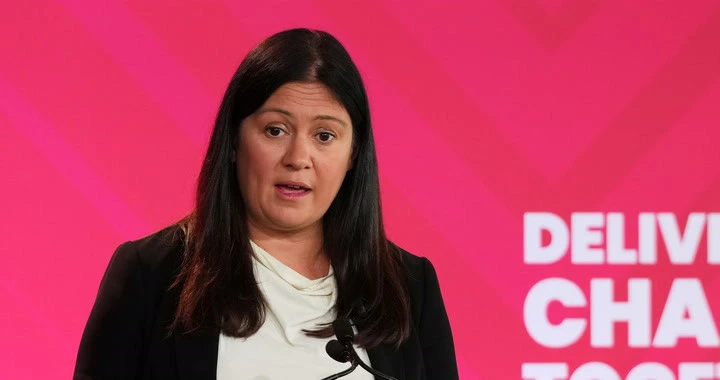 Lisa Nandy reveals she earned one badge in three years in the Brownies