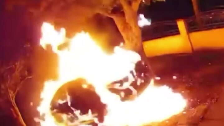 Arsonist sets himself on fire while torching car in gated community