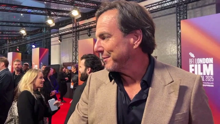 Will Arnett tries jokes on The Independent at film premiere