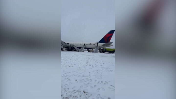 Delta flight aborts takeoff on snowy runway as four injured