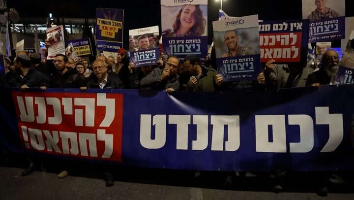 Hundreds of Israelis protest against potential peace deal with Hamas