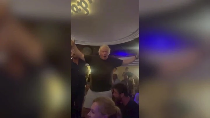 Boris Johnson sings ‘Sweet Caroline’ on karaoke on Italian holiday