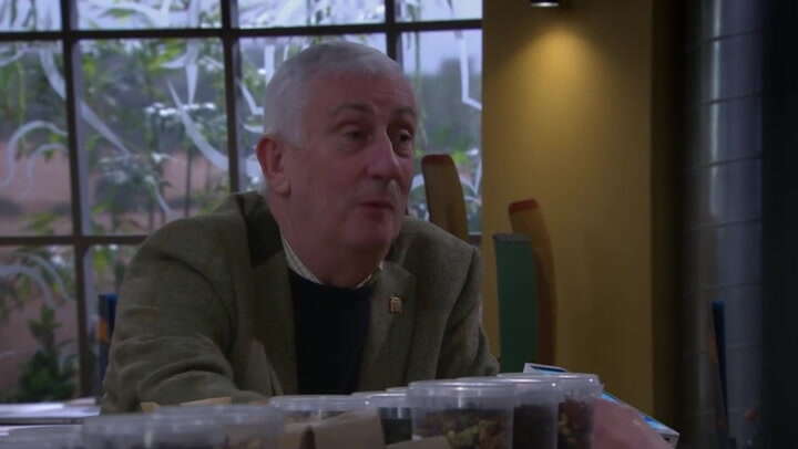 Lindsay Hoyle's special nod to House of Commons in Emmerdale cameo