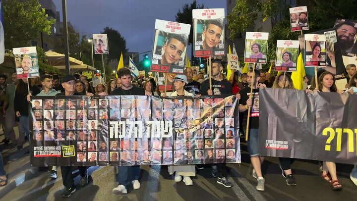 Israeli hostages’ families march to PM’s home on 7 October anniversary