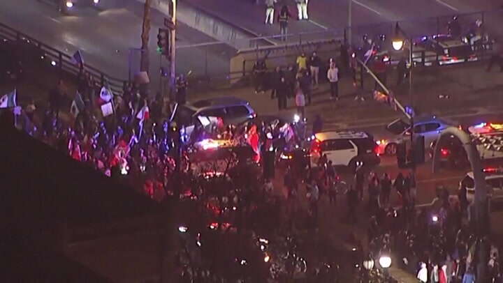 Trump immigration crackdown: Angry protesters block LA freeway