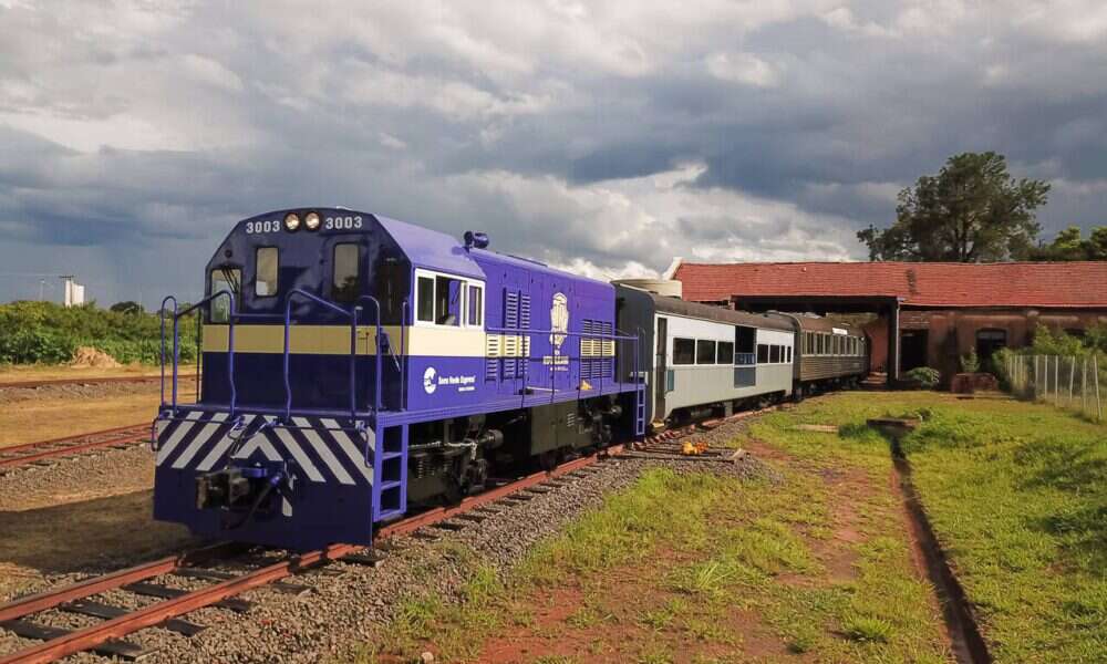 Trem Republicano agora Ã© Trem da RepÃºblica