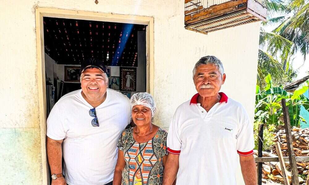 Ãs cocadas de Dona Gleide de Sergipe e ao senhor Vilenor, com carinho