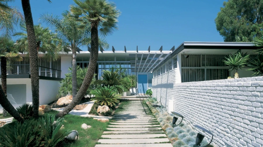Casa projetada por Niemeyer nos EUA está à venda por R$ 113 mi, diz jornal Graciliano Rocha