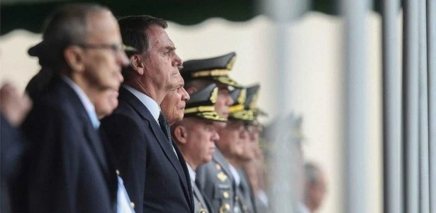 Generais brasileiros torcem por Biden e não querem briga com Bolsonaristas