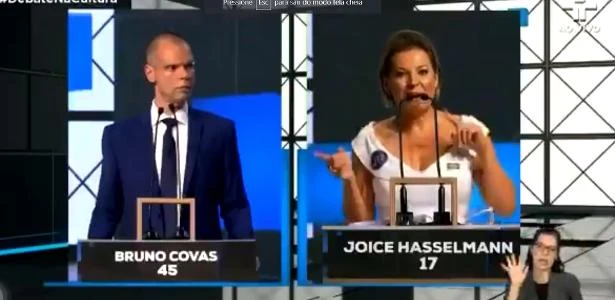 Modo Tiririca de fazer política começou como piada, mas virou estelionato
