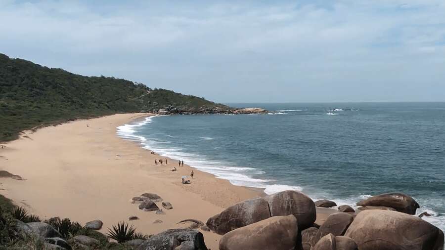 O que será feito em praia de SC que teve lotes vendidos por R$ 31,5 milhões