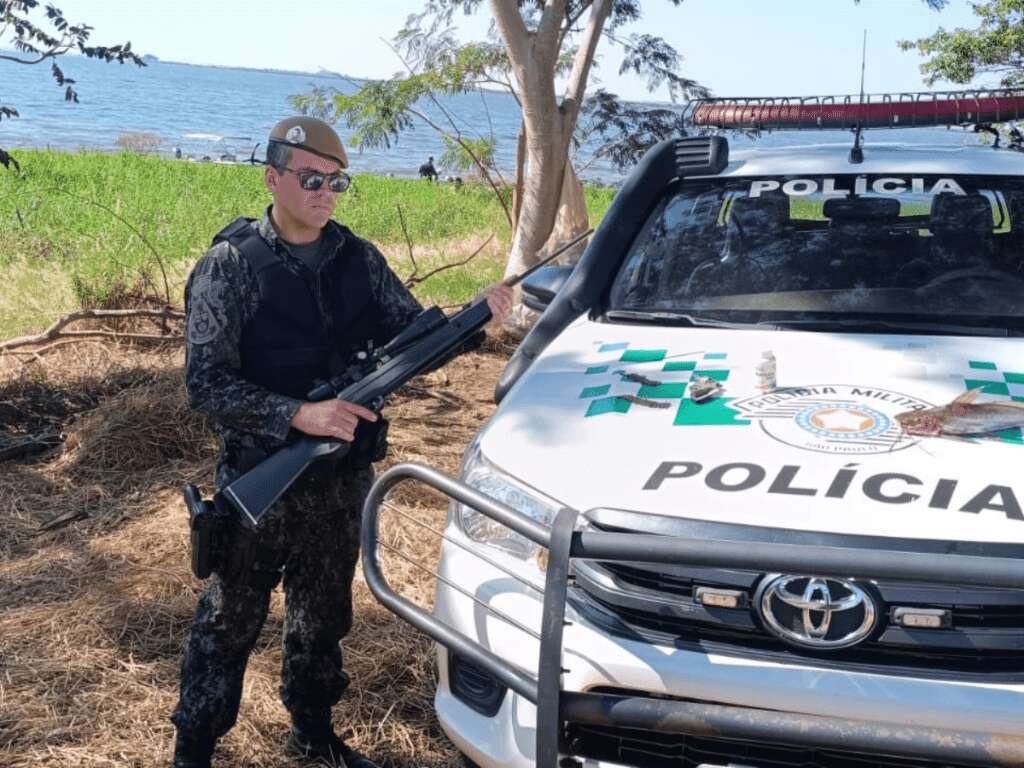 Quatro pessoas são presas por pesca irregular e posse de arma de fogo