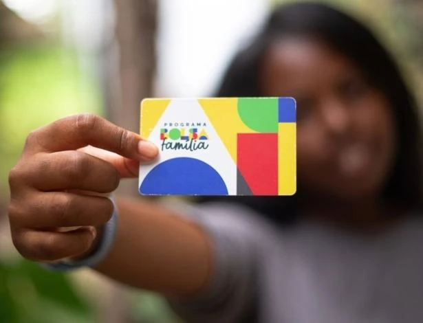 Caixa Econômica inicia pagamentos do Bolsa Família de abril nesta terça (15); veja calendário