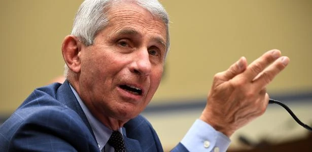 EUA podem começar a distribuir vacina contra covid-19 antes do fim do ano, diz Fauci