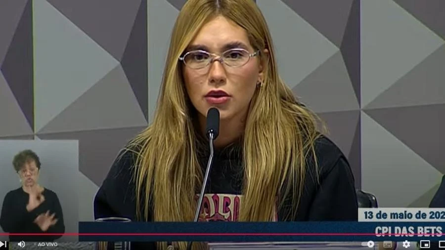 Senadores querem tocar coração de Virginia, mas deixam seu bolso intacto José Roberto de Toledo e Thais Bilenky