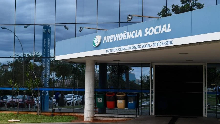 Roubo contra velhinhos coloca ventilador na antessala de 2026 Josias de Souza