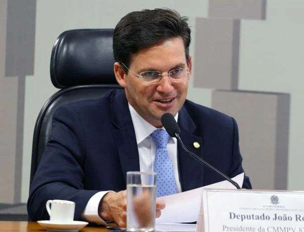 João Roma pode ser convocado por não pagamento de auxilio emergencial