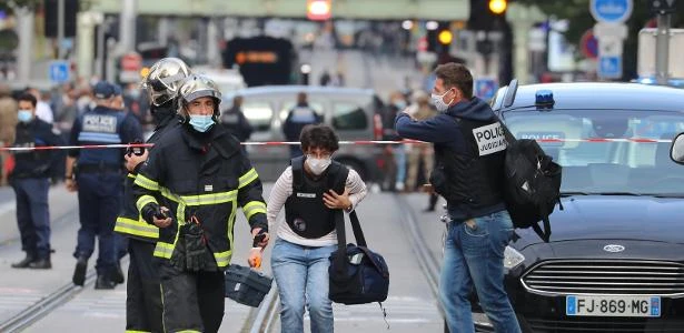 Brasileira está entre mortos no atentado à basílica de Nice