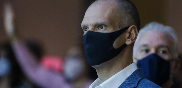 Caixa de R$ 19,2 bi na pandemia gera embate eleitoral em São Paulo