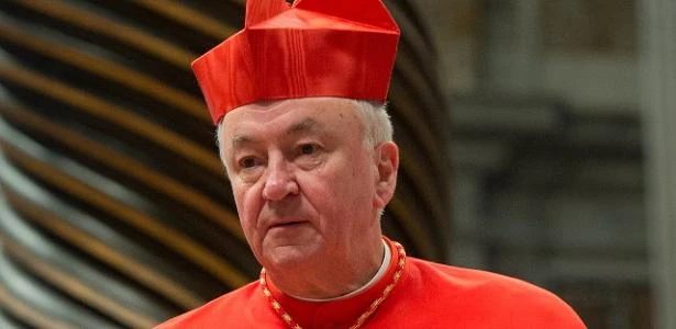 Igreja católica no Reino Unido não protegeu vítimas de pedofilia, diz informe