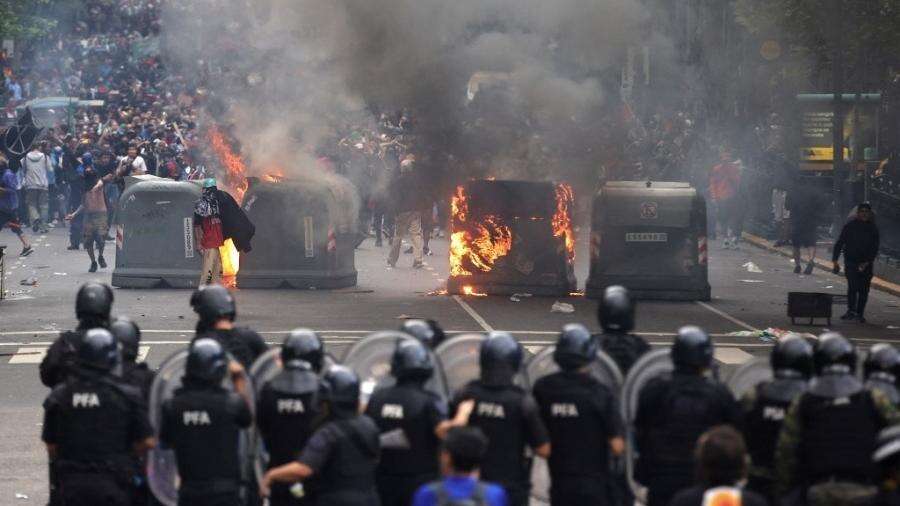 Vice argentina critica violência em manifestação: 'Exercício da democracia' Coluna de Amanda Cotrim