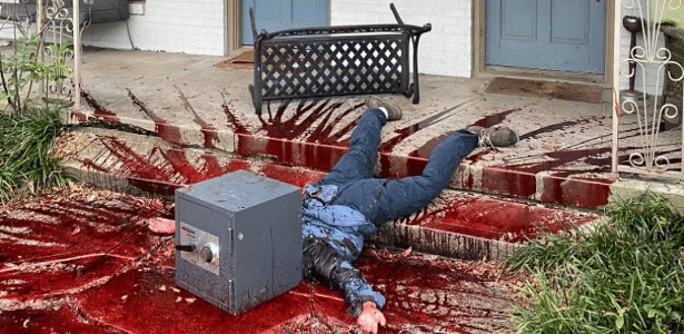 Decoração assustadora de Halloween faz vizinhos chamarem a polícia nos EUA
