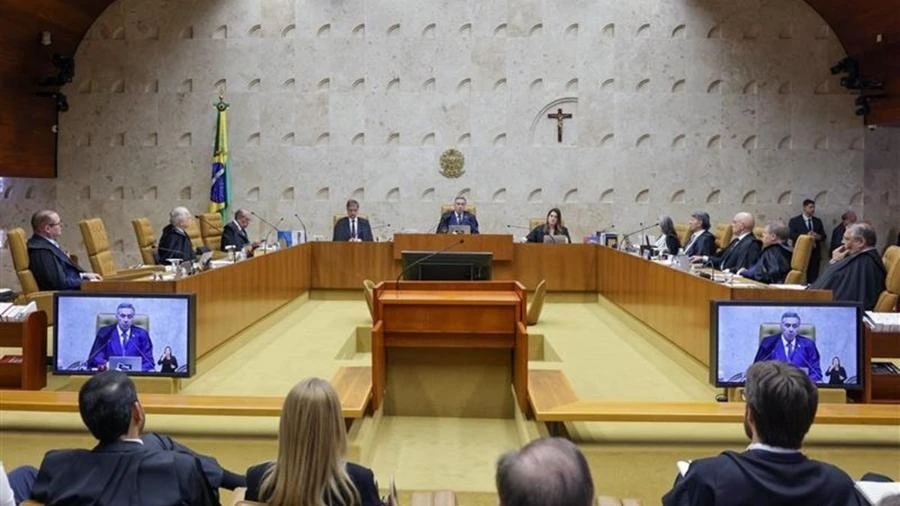 Sem Barroso, STF agora tem dez ministros; o que acontece em caso de empate?