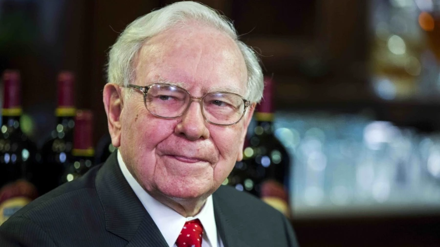 R$ 949 bi: Quanto renderia fortuna de Warren Buffett na poupança e Tesouro