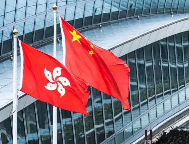Sob controle da China, Hong Kong intensifica perseguição à imprensa com onda de auditorias fiscais