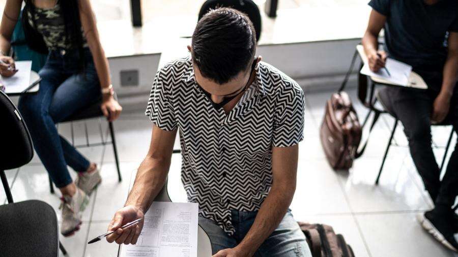 CNEN, USP, PM-DF e outros órgãos: concursos públicos têm 21,1 mil vagas