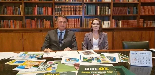 Vírus coloca Bolsonaro na contramão do eleitor