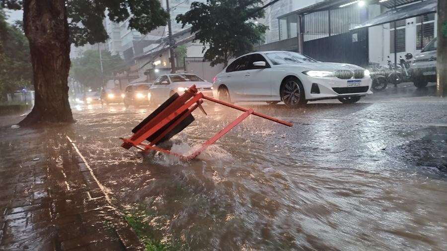 SP teve 17 mortes por chuvas desde dezembro; enxurradas lideram os casos