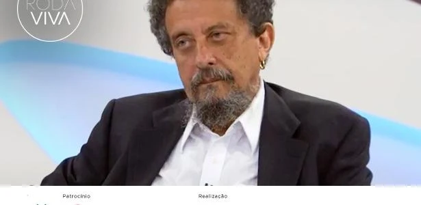 João Santana ressurgiu das sombras para se colocar no mercado