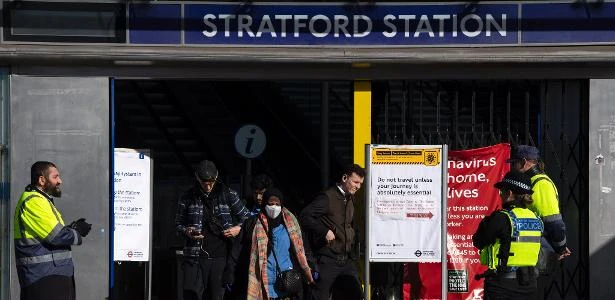 Especialistas não encontraram vestígios de covid-19 no metrô de Londres