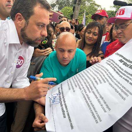 Boulos diz que vai incluir três propostas de Tabata em plano de governo