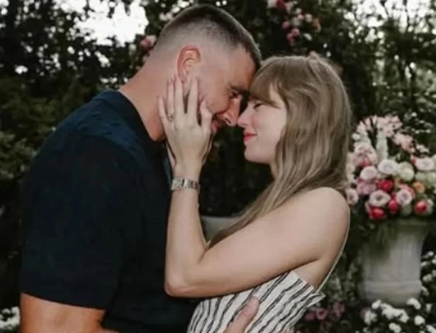 Por que o noivado da cantora Taylor Swift causou frenesi global? Entenda o poder das ‘relações parassociais’