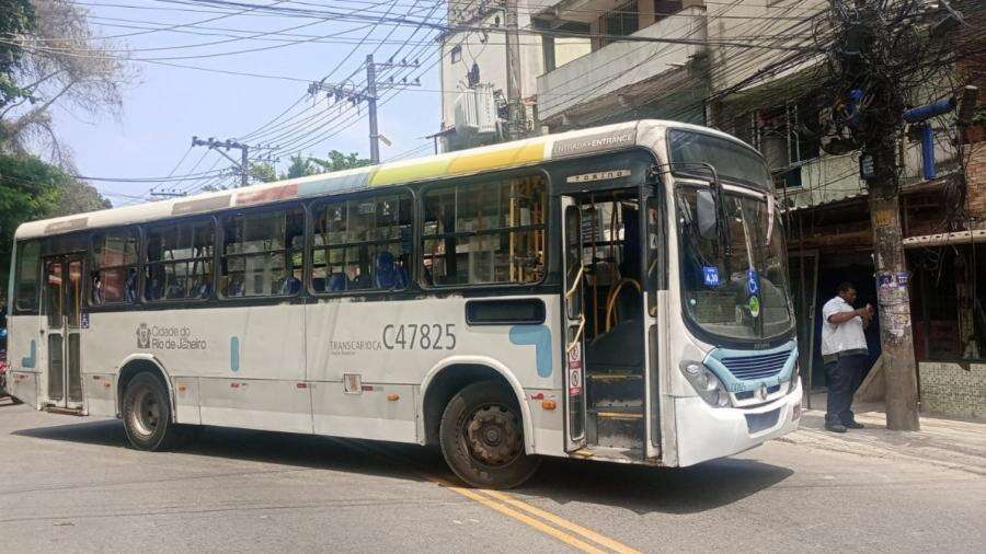 RJ: Ônibus sofrem desvios no itinerário devido a conflitos na Muzema