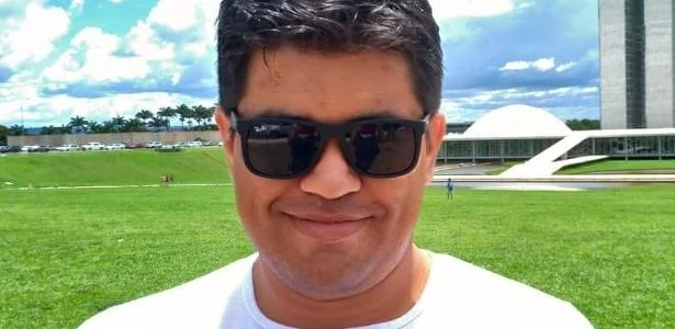 Candidato 'Boca Aberta' desmaia após briga com colega de partido em MG