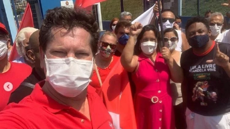 36% dos eleitores se declaram antipetistas em São Paulo