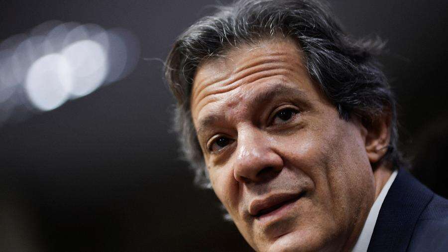 Haddad diz que governo anterior estava preocupado em planejar assassinatos