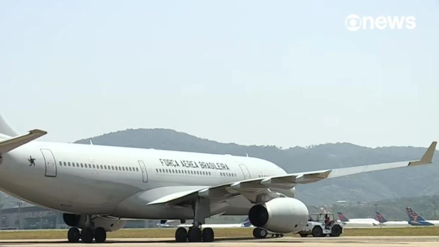 Quem é quem na fila do jatinho do governo José Roberto de Toledo e Thais Bilenky